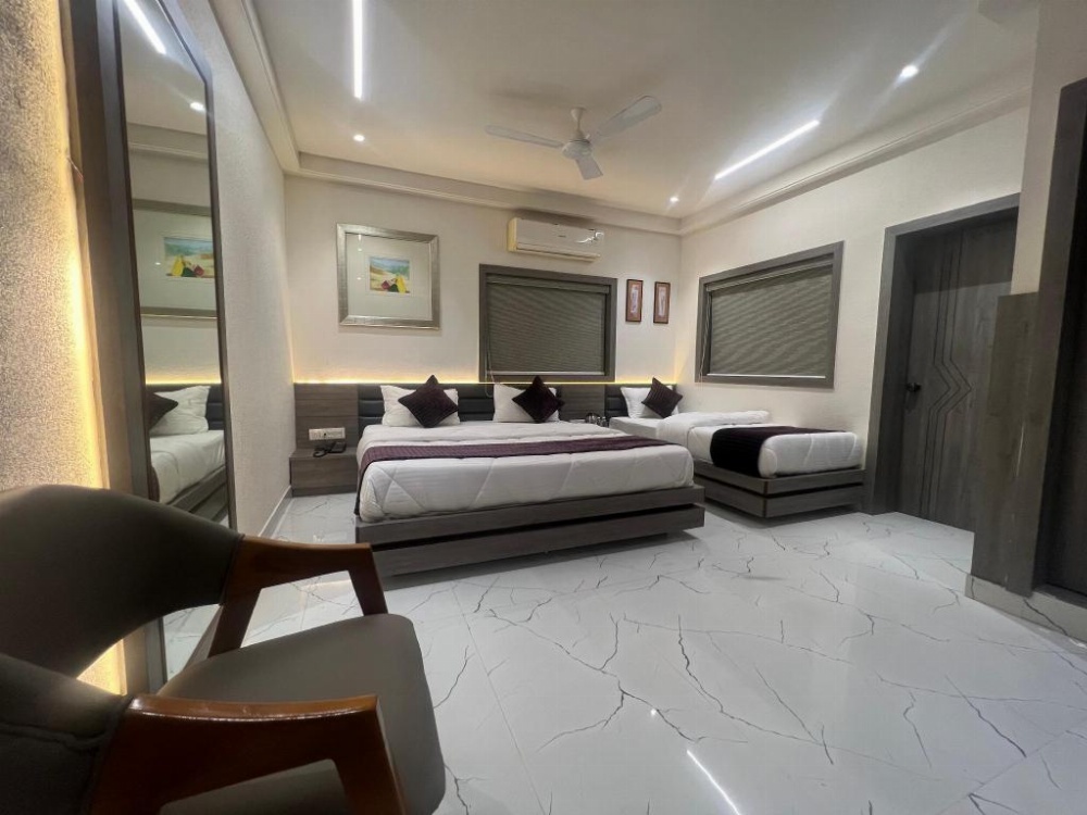 Room image 2