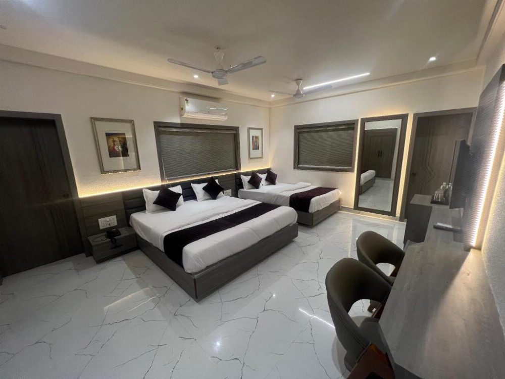 Room image 2